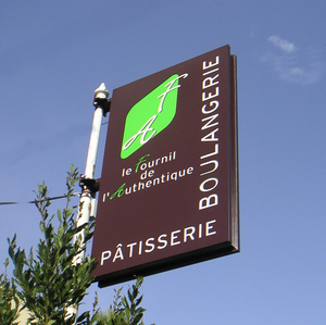 Enseigne drapeau en tôle tablette